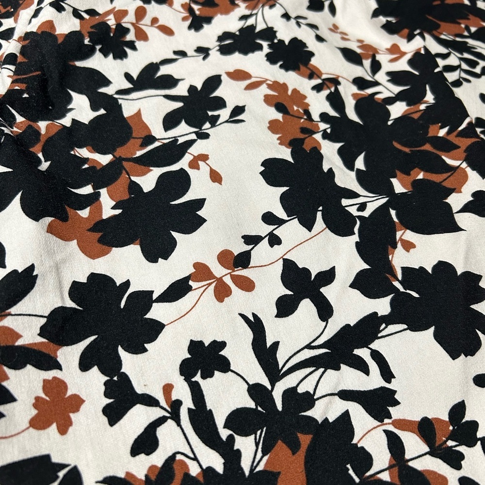 Peck and Peck pull on pants leaf print size 6 - image 4